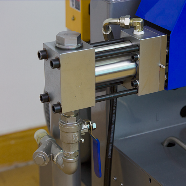 polyurethane foam injection machine